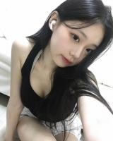 667721465: Chica busca chico en Madrid