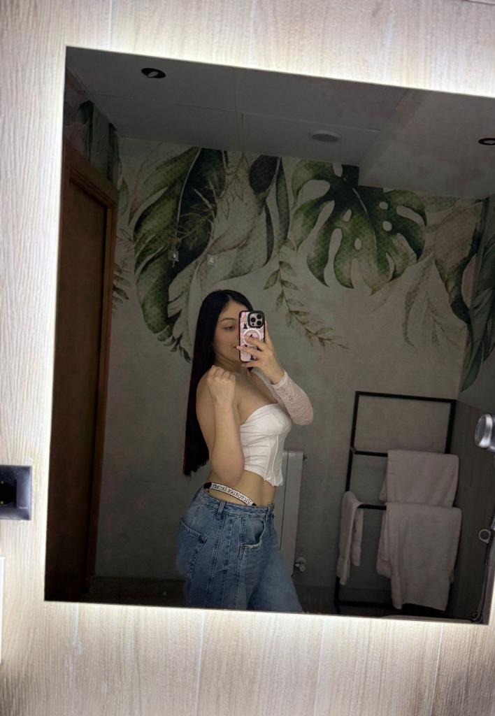 Chica busca chico en Menorca: 