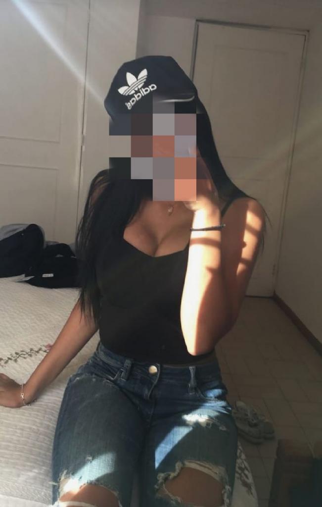 Chica busca chico en Cádiz: 