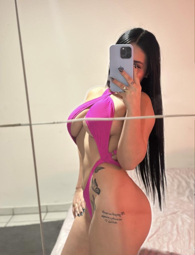 674467088: Chica busca chico en Granada