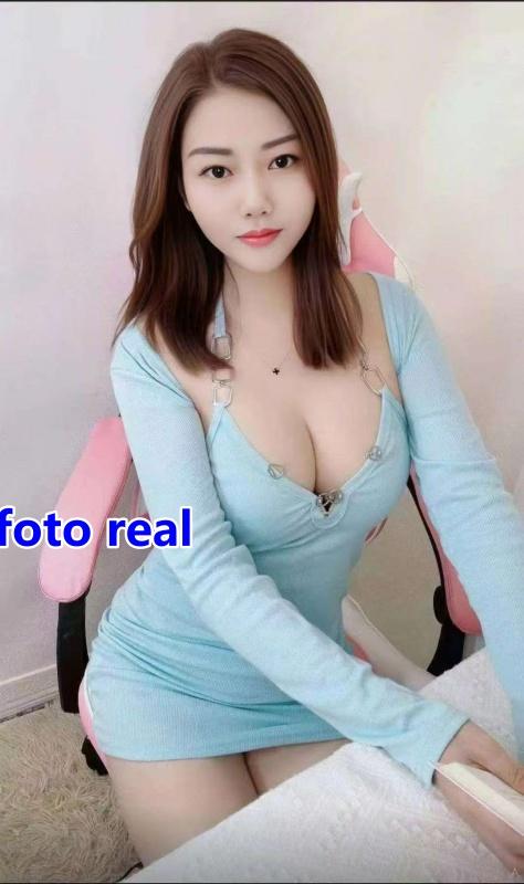 688170880: Chica busca chico en Barcelona