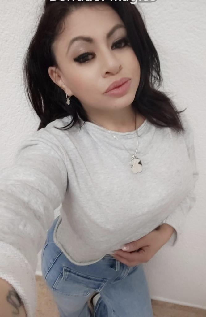 Chica busca chico en Barcelona: 