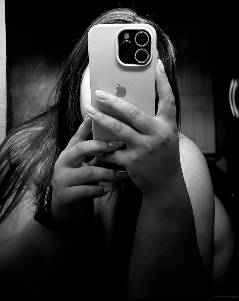 614646206: Chica busca chico en Pontevedra