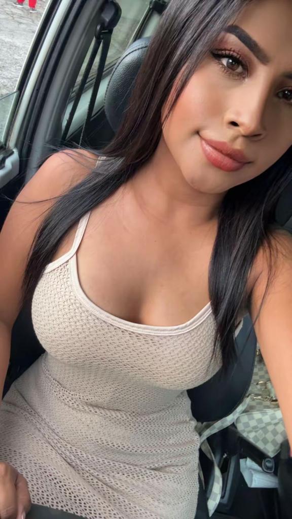 635070852: Chica busca chico en Madrid