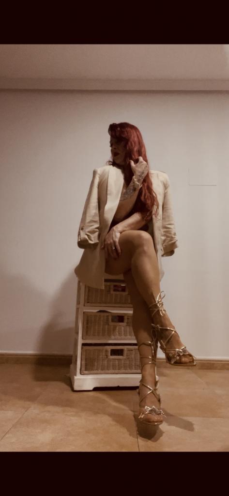 Chica busca chico en Alicante: 