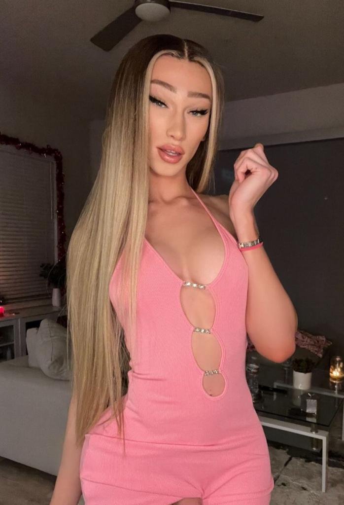664285721: Travesti en Málaga