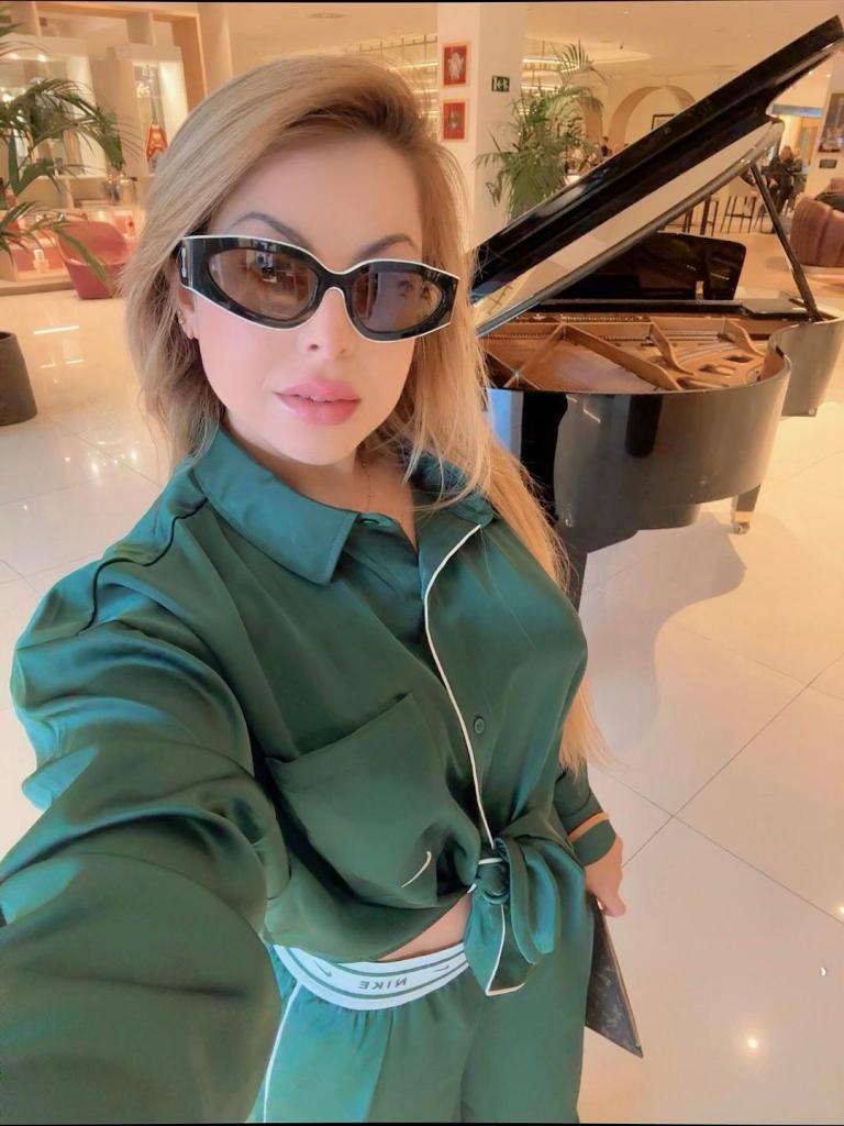 Chica busca chico en Cádiz: 