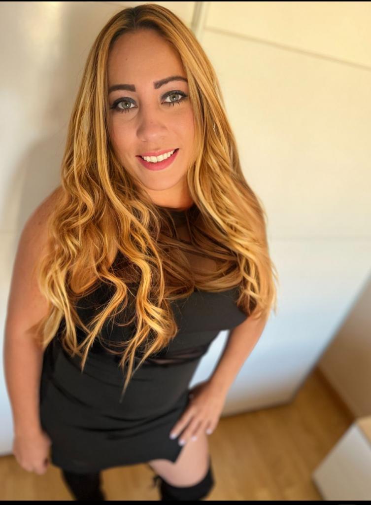 Chica busca chico en Murcia: Chica busca chico