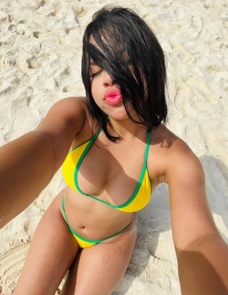 Chica busca chico en Ibiza: 