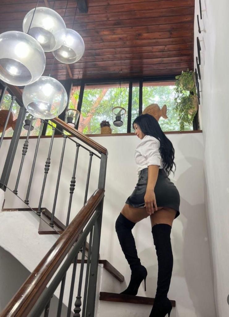 Chica busca chico en Tenerife: 