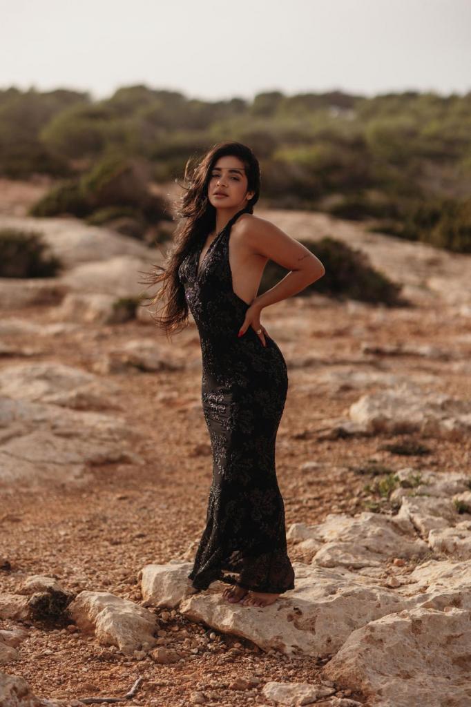 Chica busca chico en Ibiza: 