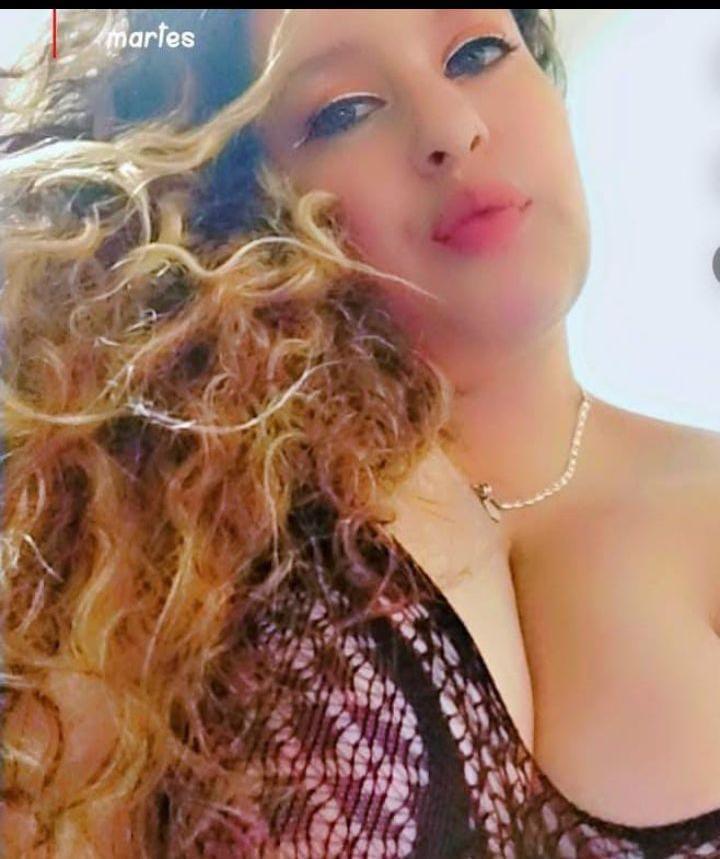 672127971: Chica busca chico en Barcelona