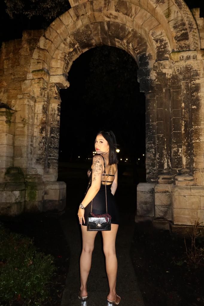 Chica busca chico en Tenerife: 