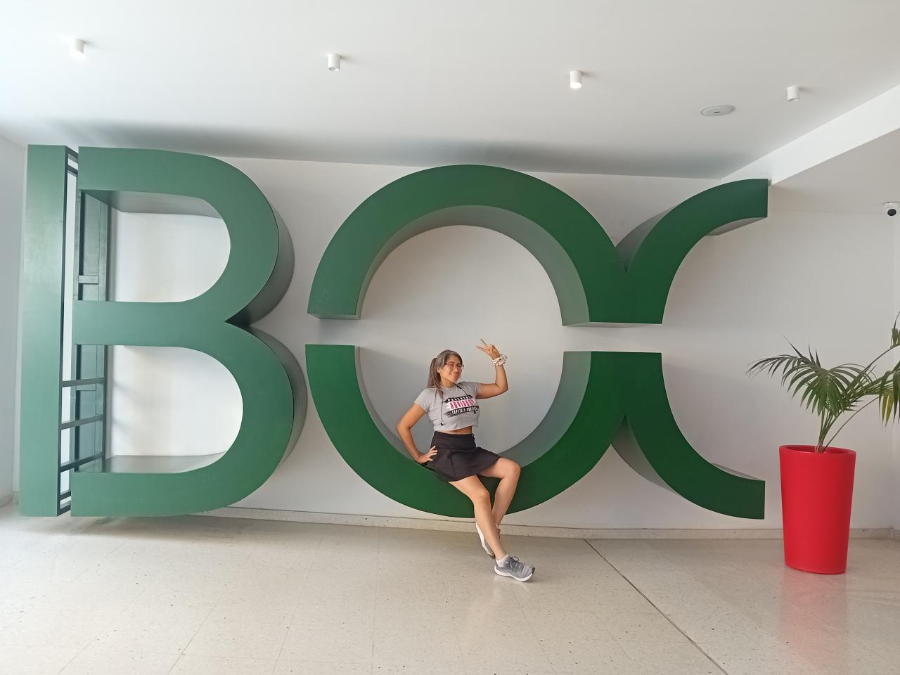 611305343: Chica busca chico en Valencia