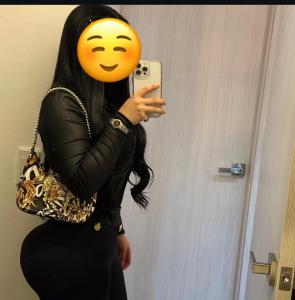 666748619: Chica busca chico en Málaga