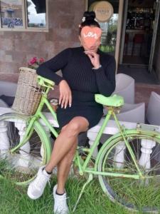 613752589: Chica busca chico en Alicante