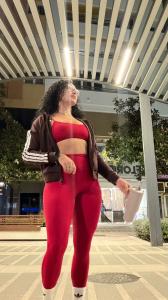 613677079: Chica busca chico en Lugo