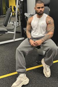 695876207: Chico busca chica en Mallorca