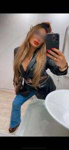 607428335: Chica busca chico en Madrid