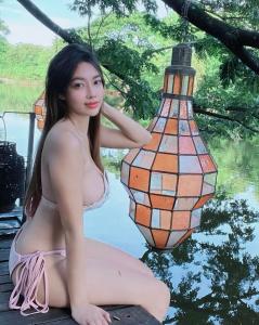 607410618: Chica busca chico en Madrid