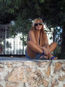 631896603: Chica busca chico en Murcia