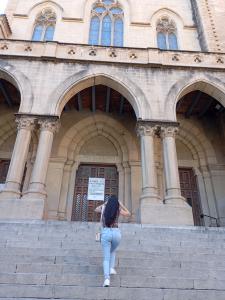 643014206: Chica busca chico en Barcelona