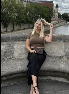 614817206: Transexual en Pontevedra