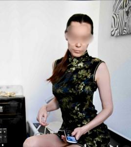 667756310: Chica busca chico en Madrid