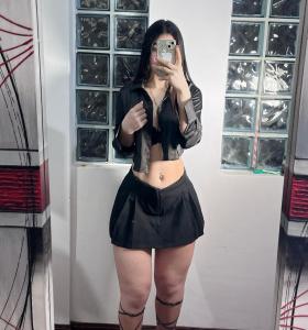 677642499: Chica busca chico en Madrid