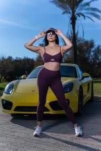 610637216: Chica busca chico en Barcelona