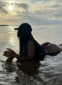 631922245: Chica busca chico en Madrid