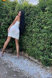 613561886: Chica busca chico en Málaga