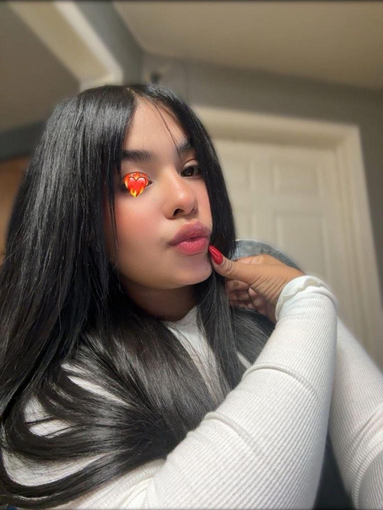 632683564: Chica busca chico en Granada