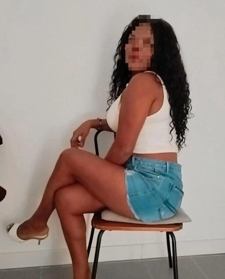 632235083: Chica busca chico en Asturias