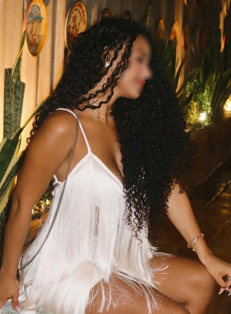 Chica busca chico en Barcelona: 