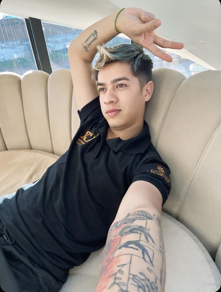 Chico busca chica en Las Palmas: 