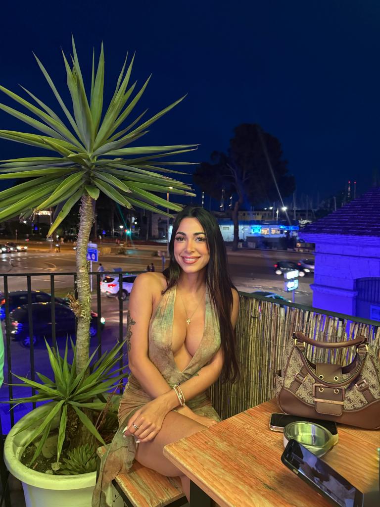 649939956: Chica busca chico en Mallorca