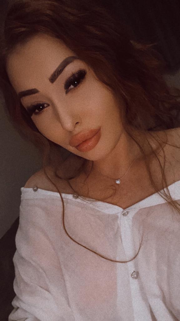 603468551: Chica busca chico en Málaga