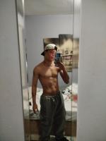 643314821: Chico busca chica en Ibiza