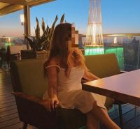 604910697: Chica busca chico en Málaga