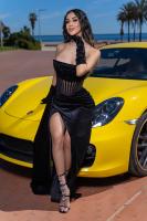 666927555: Chica busca chico en Barcelona