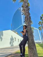 689277637: Chica busca chico en Barcelona