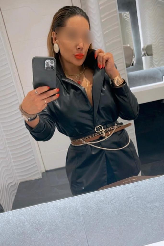 607428335: Chica busca chico en Madrid