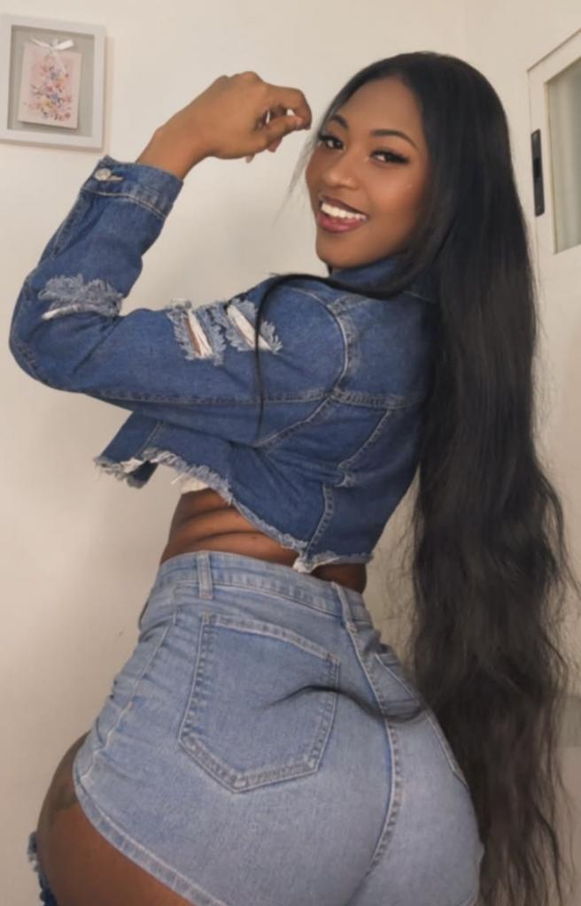 Chica busca chico en Granada: 