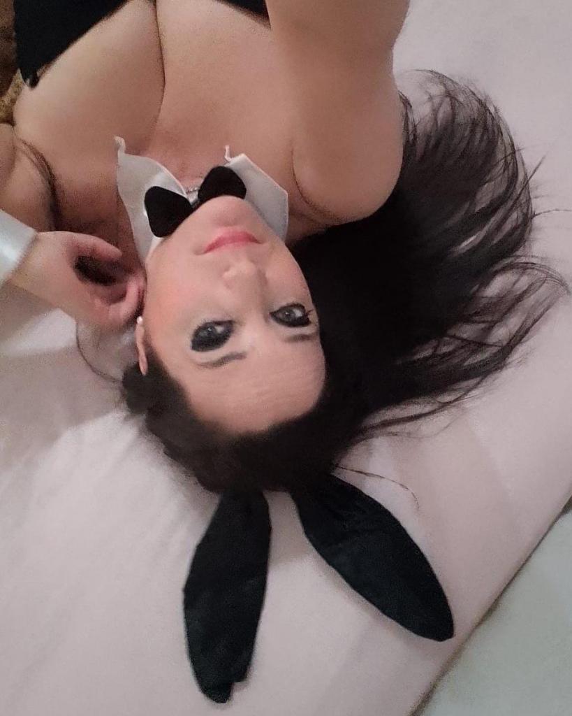 635303303: Chica busca chico en Madrid