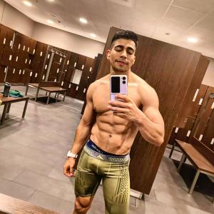 664791199: Chico busca chica en Las Palmas