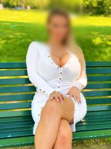 603190857: Chica busca chico en La Coruña