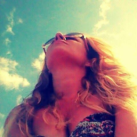 Chica busca chico en Tenerife: 