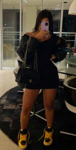 613961256: Chica busca chico en Cádiz