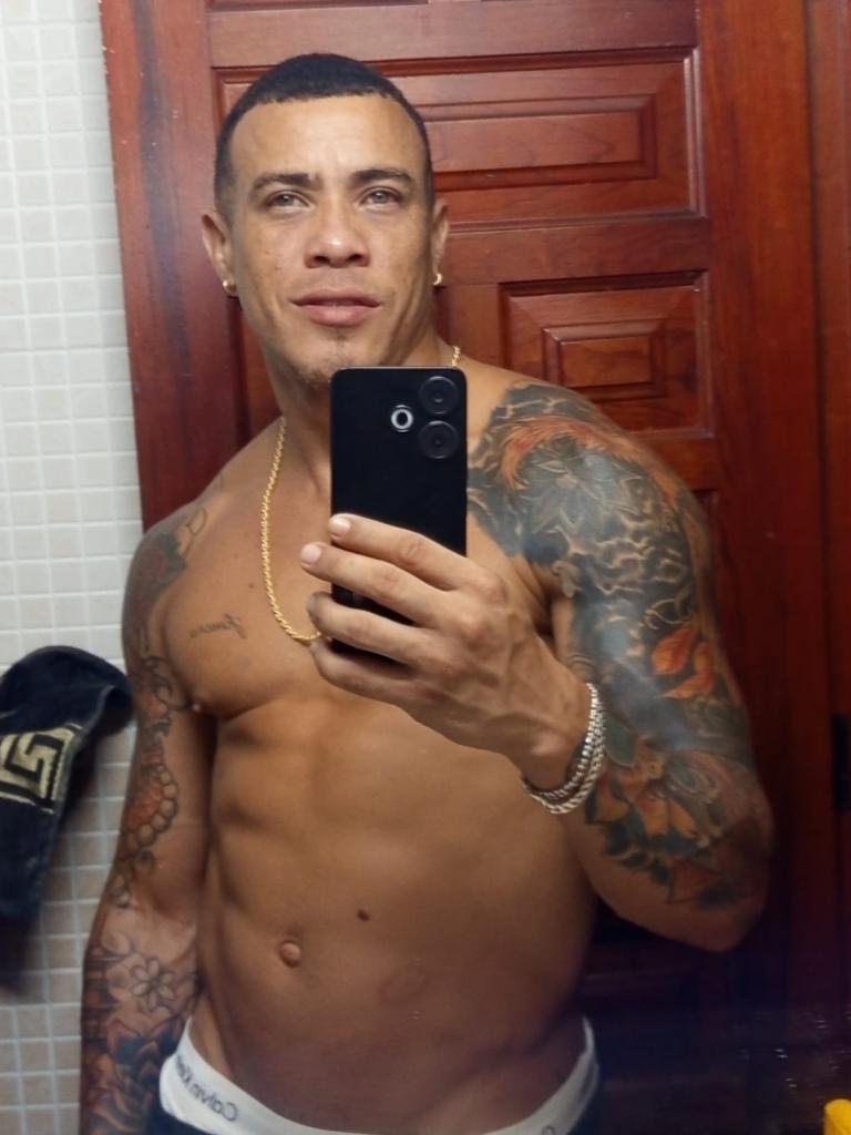 613998179: Chico busca chica en Las Palmas